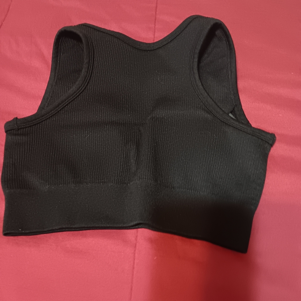 Black top - Picture 2 of 2